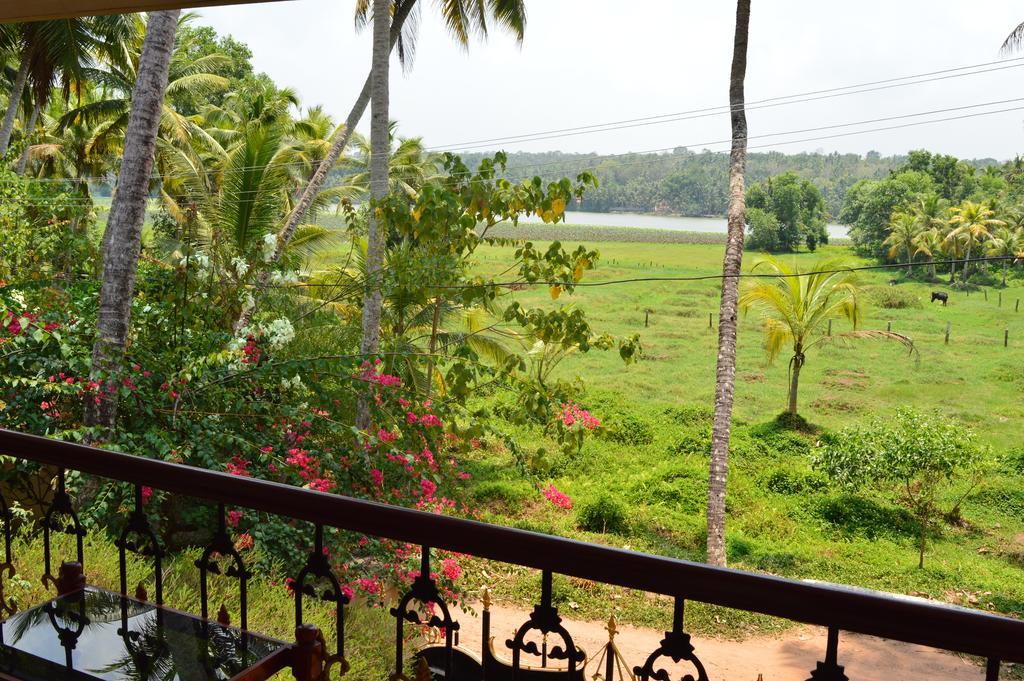 Ganesh Ayurveda Holiday Home Bed And Breakfast Kovalam Buitenkant foto